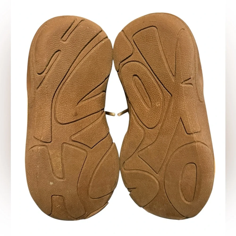 OshKosh B'gosh Camel‎ Brown Faux Fur Booties Toddler girl Sz 6